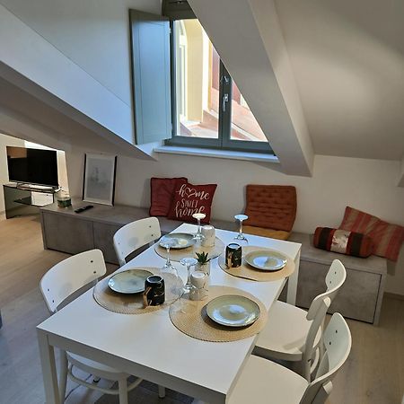Mansarda Luxury: Lagrange Centro Apartment Turin Bagian luar foto