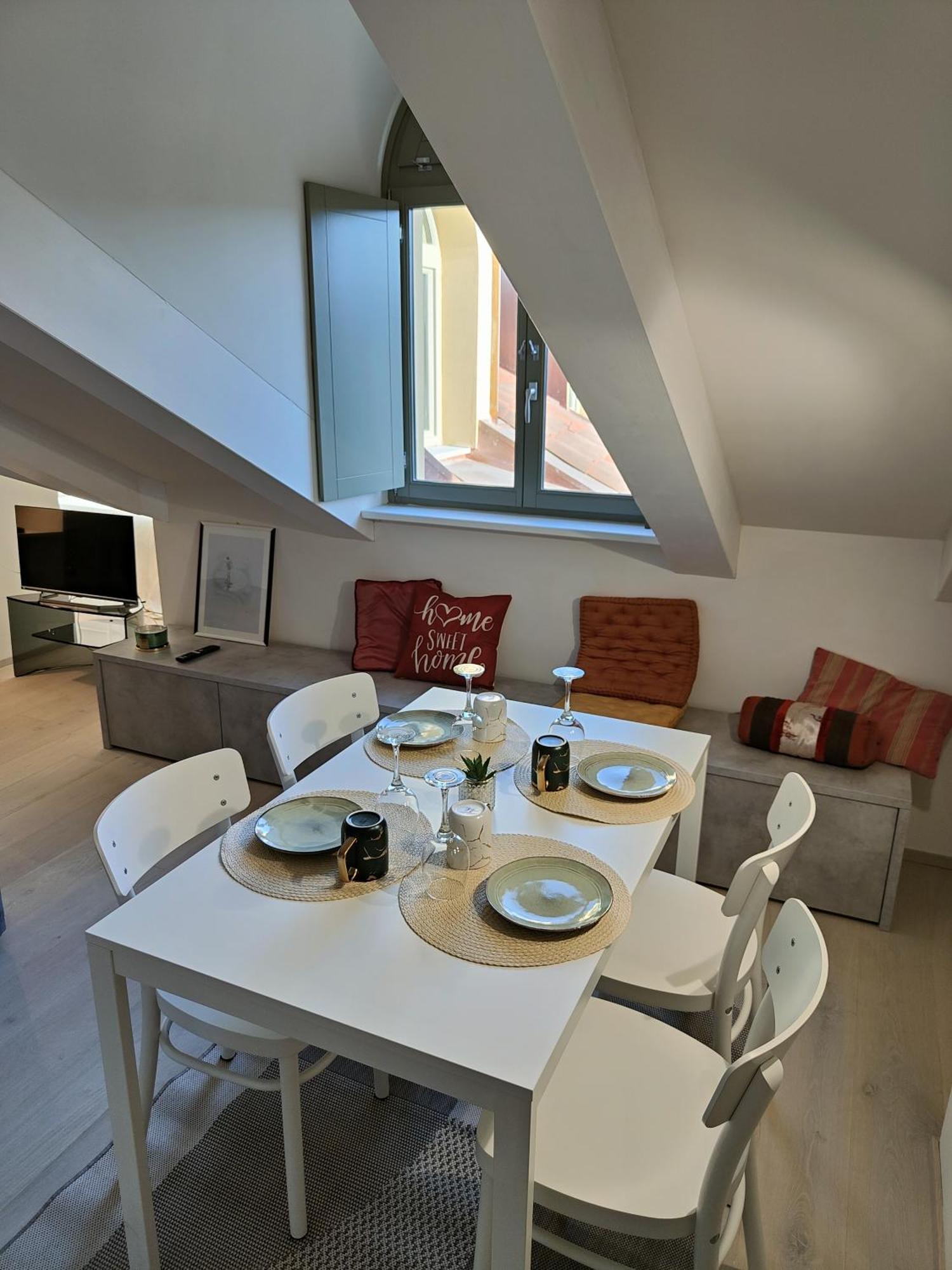 Mansarda Luxury: Lagrange Centro Apartment Turin Bagian luar foto