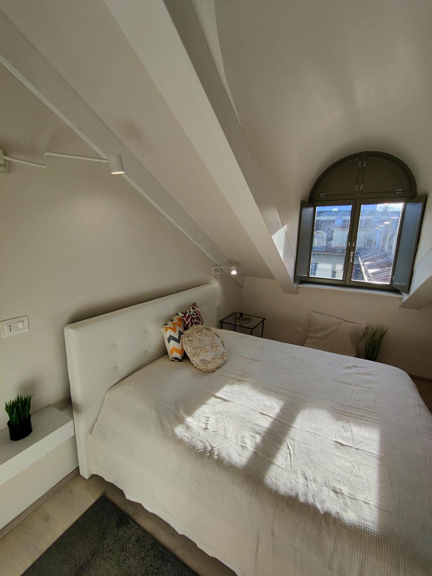 Mansarda Luxury: Lagrange Centro Apartment Turin Bagian luar foto